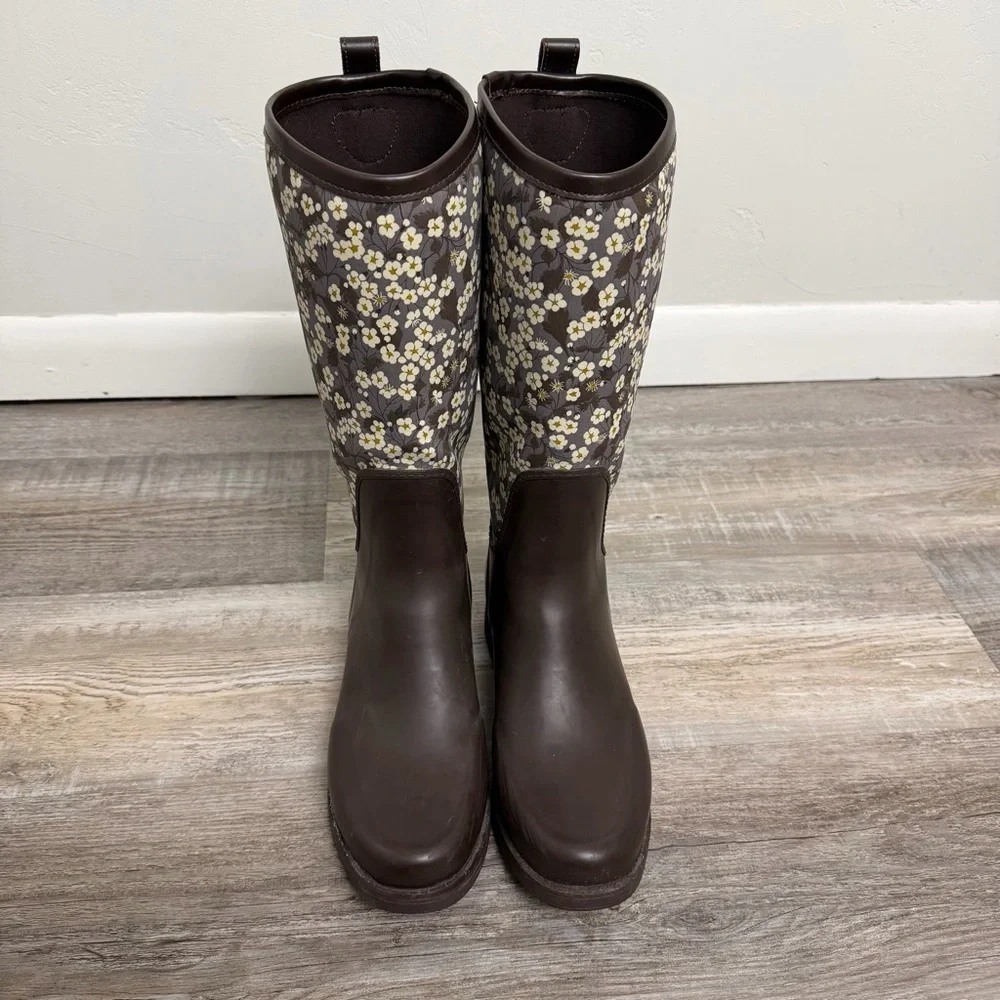UGG Reignfall Liberty Tall Rain Boots, Floral Pattern-size 8 like NEW🔥 - Picture 10 of 11